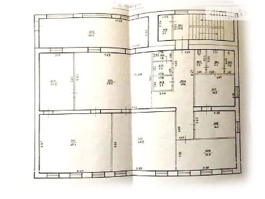 Продаж офісного приміщення 300 кв. м. на 3 поверсі на вул. Володимира Мономаха, триповерхова будівля • ID 33253320