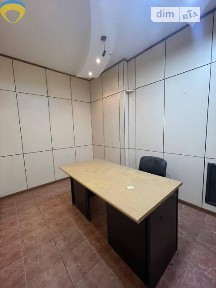 Продаж офісного приміщення 114 кв. м. на 1 поверсі на узвіз Польський, триповерхова будівля • ID 33132216