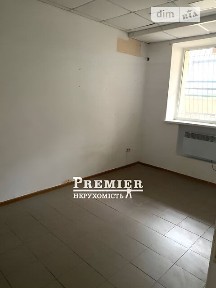 Продаж офісного приміщення 127.7 кв. м. на 1 поверсі на вул. Ярослава Баіса, десятиповерхова будівля • ID 33034389