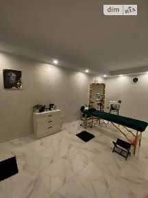 Продаж офісного приміщення 65 кв. м. на 0 поверсі на вул. Академіка Корольова 50А, дванадцятиповерхова будівля • ID 32843807