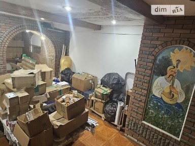 вулиця Василя Тютюнника, мікрорайон Черепанова гора, район Печерський, Київ, метро Олімпійська, вул. Василя Тютюнника 5А, п'ятиповерхова будівля • ID 32380717