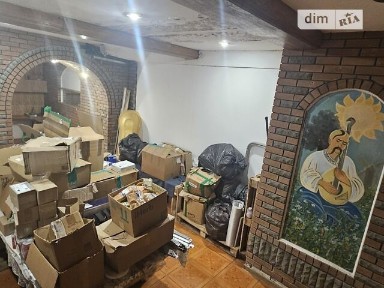 вулиця Василя Тютюнника, мікрорайон Черепанова гора, район Печерський, Київ, метро Олімпійська, вул. Василя Тютюнника 5А, п'ятиповерхова будівля 32380717