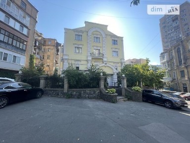 Продаж офісного приміщення 1659.3 кв. м. на 1 поверсі на вул. Саксаганського 67Б, п'ятиповерхова будівля • ID 32204219