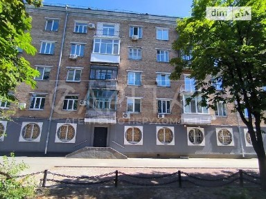Продаж офісного приміщення 211 кв. м. на 1 поверсі на просп. Лобановського 41, п'ятиповерхова будівля • ID 32069861
