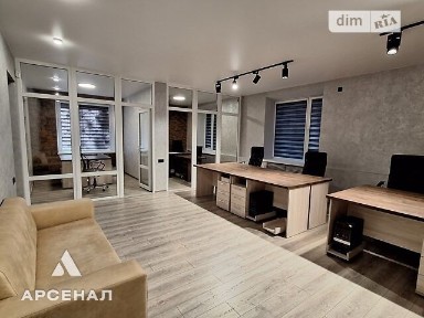 Продаж офісного приміщення 91.1 кв. м. на 1 поверсі на просп. Соборний 170Б, п'ятиповерхова будівля • ID 31765342