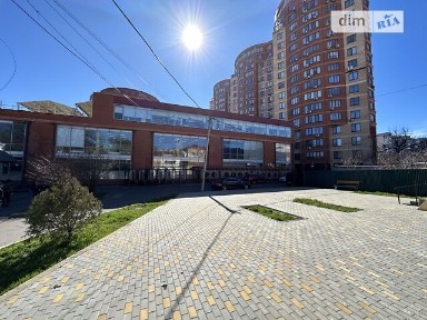 Продаж офісного приміщення 60 кв. м. на 1 поверсі на просп. Шевченка 1, двоповерхова будівля • ID 31626518