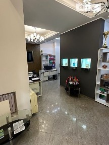 Продаж офісного приміщення 136 кв. м. на 1 поверсі на вул. Вернадського Володимира 13, триповерхова будівля • ID 30764442