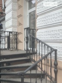 Продаж офісного приміщення 155 кв. м. на 1 поверсі на вул. Садова, чотириповерхова будівля • ID 30465798
