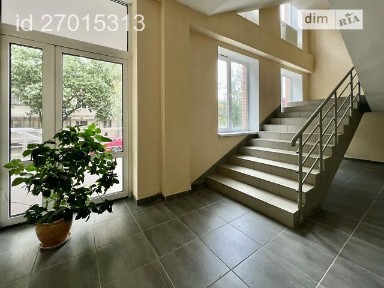 Продаж офісного приміщення 64 кв. м. на 2 поверсі на вул. Симона Петлюри, триповерхова будівля • ID 27015313