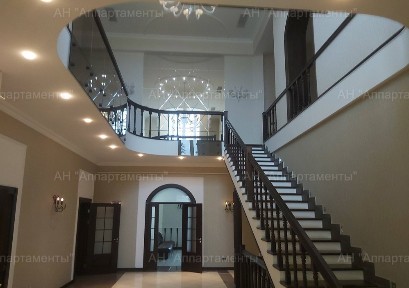 Оренда будинку 760 м², Олексія Дерев'янка вул.