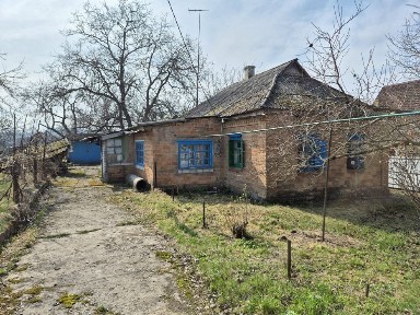 Ревівка продам будинок 25 сотих землі