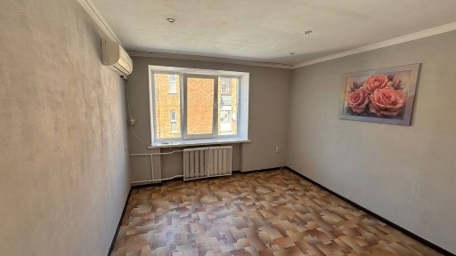 Продаж 2к квартири 32 кв. м на вул. Симоненка, кв. 3 • ID 34716965