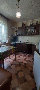 Комнаты в доме для мужчин с удобствами