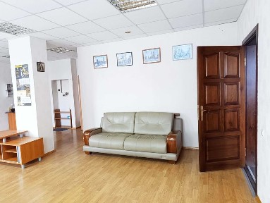 0%. Автономний офіс (62м2). Мебльований, метро Осокорки (5 хвилин пішки), Бажана 14