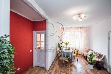 Комісія 0 для покупця! Продаж 3к. квартири вулиця Уманська 41