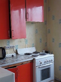 продається 1кімнатна квартира на Заболотного 54 поруч з м. теремки