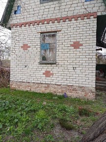 Продається двоповерхова цегляна дача в ст «Вікторія» з можливістю прописки!