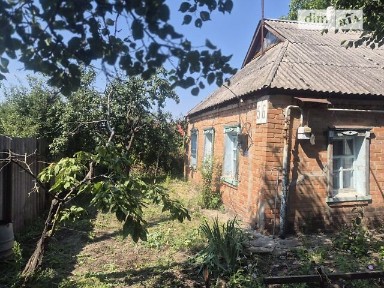 Продаж 1 поверхового будинку з опаленням і ділянкою на 10 соток, 50 кв. м, 3 кімнати, на Світанкова 56 • ID 34717400