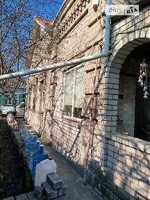 Продаж 1 поверхового будинку з гаражем і ділянкою на 6 соток, 75.3 кв. м, 3 кімнати, на пров. Конотопський • ID 34717129