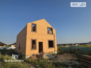 Продаж 2 поверхового будинку з опаленням і ділянкою на 4 сотки, 125 кв. м, 4 кімнати, на вул. Східна • ID 34712396