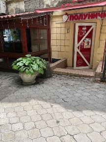 Сдам свое фасадное помещение на ул. Бунина