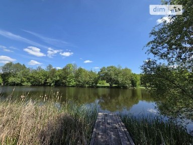 Продаж 2 поверхового будинку з ділянкою на 35 соток, 201.2 кв. м, 7 кімнат, на вул. Жовтнева • ID 34509240