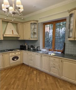 Оренда будинку 140 м², Каманіна вул.