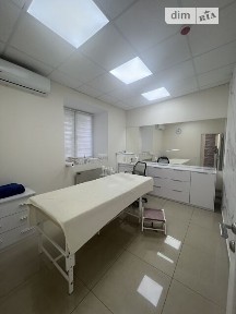 Продаж спеціального приміщення на вул. Василя Стуса, площа 47 кв. м • ID 32216467