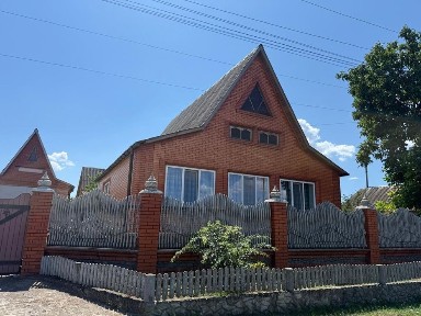 Продам 2 отличных Дома по цене одного.