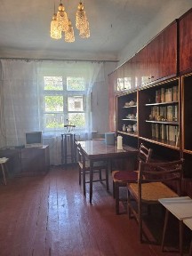 Продаж будинку квартирного типу Центральний район Ракетне Урочище вул. Гуссіді Сергія окремий двір автономне газове опалення меблі техніка хороший стан
