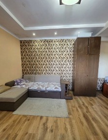 Продаж частини цегляного будинку | Заріччя