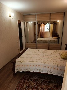 Продам 2 к квартиру Таирова Небесной Сотни Сильпо 2 этаж чешка ремонт