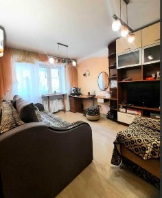 Продам 2 ком. квартиру на ул. Посмитного 7ст. Фонтана Аркадия