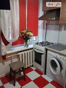 Ушинського вулиця, мікрорайон Чоколівка, район Солом'янський, Київ, метро Шулявська, вул. Ушинського 23 • ID 34719886