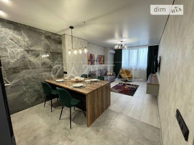 Довготривала оренда 2к квартири на вул. Михайла Максимовича 32 • ID 34714234