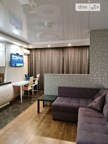 Довготривала оренда 1к квартири на вул. Петропавлівська 40 • ID 34684200