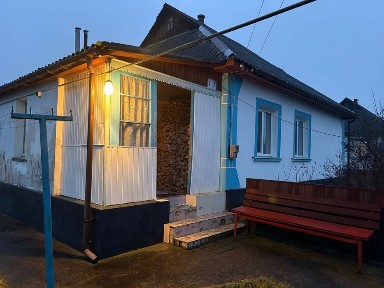 Продається терміново! Будинок з меблями та технікою, теплий