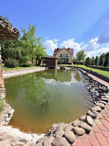 Продаж двоповерхового будинку, з озером вул. Саєнка!