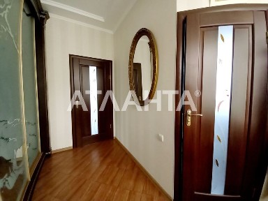 Просторный дом в Совиньоне на 4 сотках