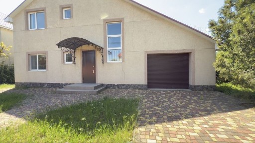 Продам дом в центре с. Лиманка Червоный Хутор ул Ореховая