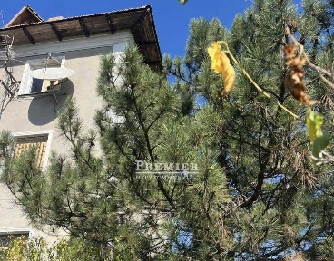 Продам 2-поверховий будинок 10 соток землі