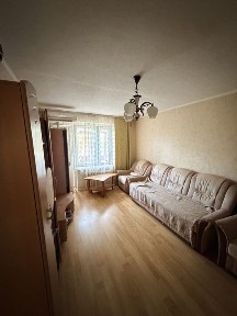 Продается 2 комнатная квартира. Район жд.