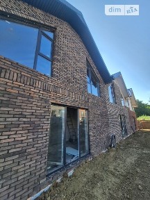 Продаж 2 поверхового таунхауса з ділянкою на 2 сотки, 80 кв. м, 2 кімнати, на вул. Шкільна • ID 34695237