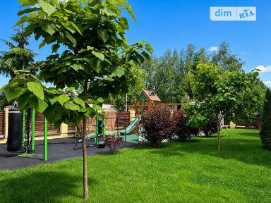 Продаж 3 поверхового таунхауса з ділянкою на 100 кв. м., 200 кв. м, 4 кімнати, на вул. Пайова 50 • ID 34634095