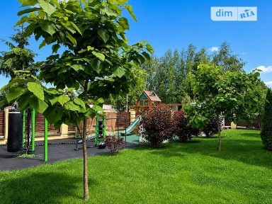 Продаж 3 поверхового таунхауса з ділянкою на 100 кв. м., 200 кв. м, 4 кімнати, на вул. Пайова 50 • ID 34634095