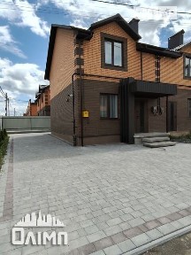Продаж 2 поверхового таунхауса з ділянкою на 2 сотки, 80 кв. м, 2 кімнати, на пров. Світлий • ID 34495511