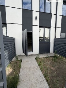 Продаж 2 поверхового таунхауса з ділянкою на 1 сотку, 49 кв. м, 2 кімнати, на вул. Козацька • ID 34819485
