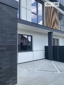 Продаж 2 поверхового таунхауса з ділянкою на 1.5 сотки, 125 кв. м, 4 кімнати, на вул. Весняна • ID 34378682