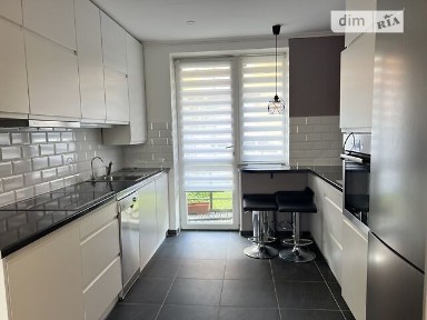 Продаж 3 поверхового таунхауса з ділянкою на 1 сотку, 113 кв. м, 4 кімнати, на вул. Микулинецька • ID 34350315