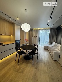 Продаж 3 поверхового таунхауса з ділянкою на 1 сотку, 107 кв. м, 4 кімнати, на вул. Райдужна • ID 34318863